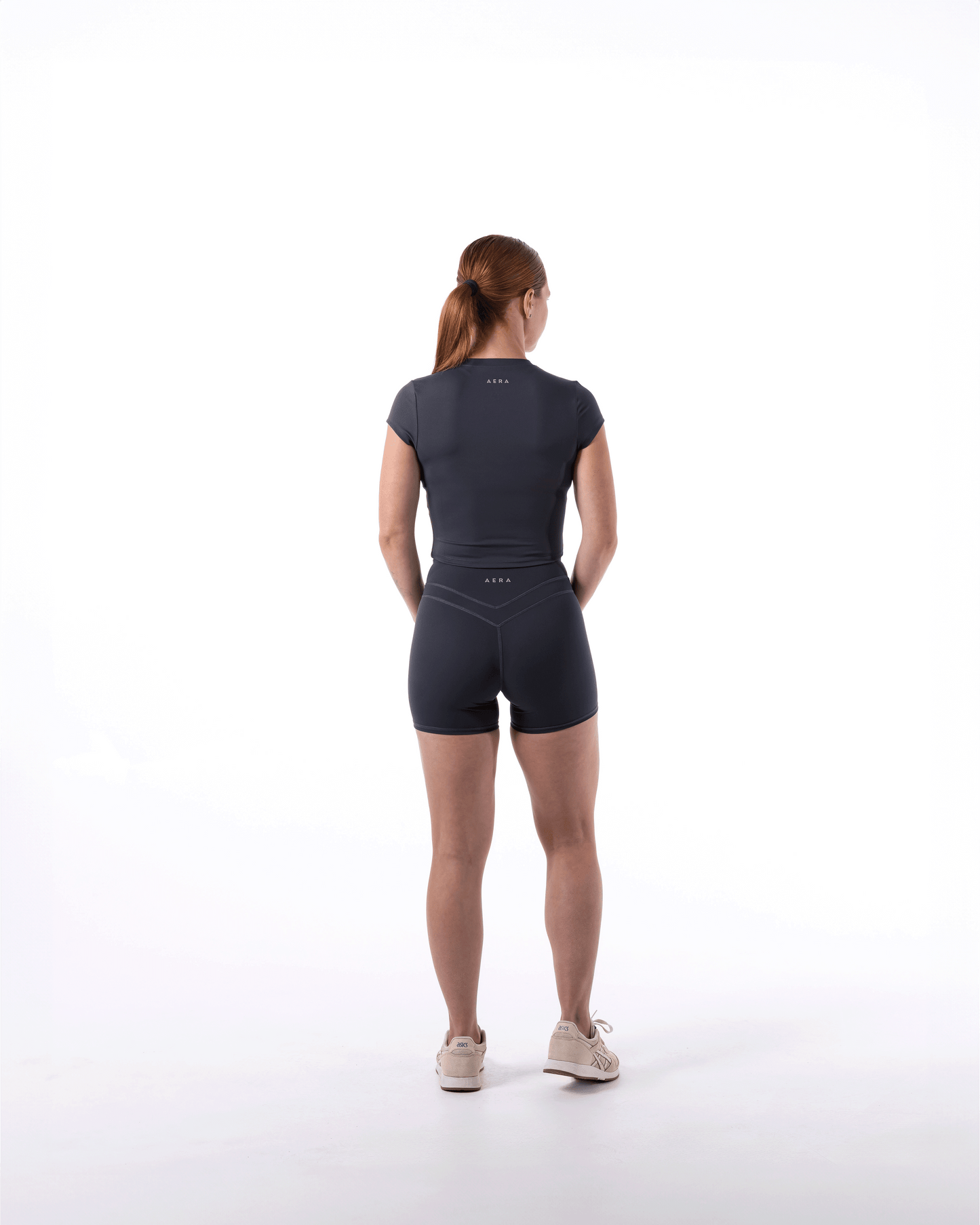 Vela Tee